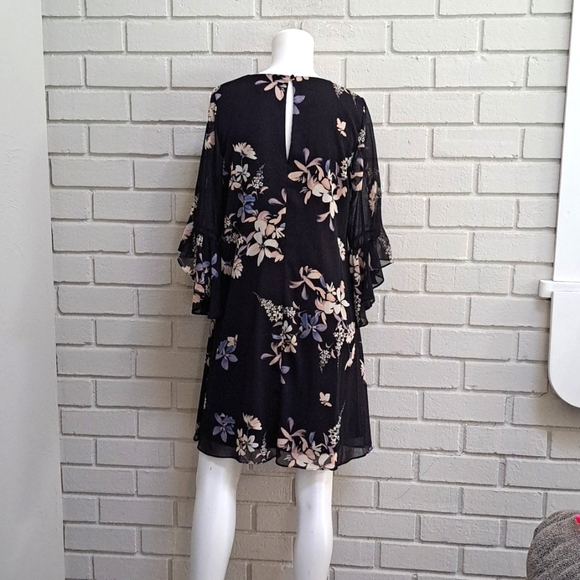 Calvin Klein Black Floral Boho Bell Sleeve Lined Dress. Size 8 NWOT - Picture 6 of 10